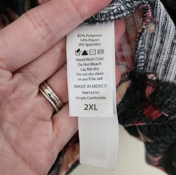 3x Floral Lularoe Top - Picture 2 of 5